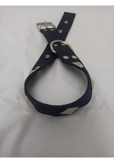 Kozaklı Süslü Köpek Tasması Siyah 70 x 4 CM Siyah