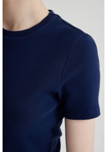 DeFacto Coool Bodycon Vücudu Saran Bisiklet Yaka Fitilli Kaşkorse Kısa Kollu Mini Elbise C1503AX24SPNV241 DeFacto Coool Bodycon Vücudu Saran Bisiklet Yaka Fitilli Kaşkorse Kısa Kollu Mini Elbise C1503AX24SPNV241