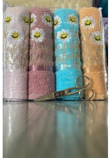 Daisy Soft 4lü Nakışlı Çeyizlik Havlu Takımı Çok Renkli