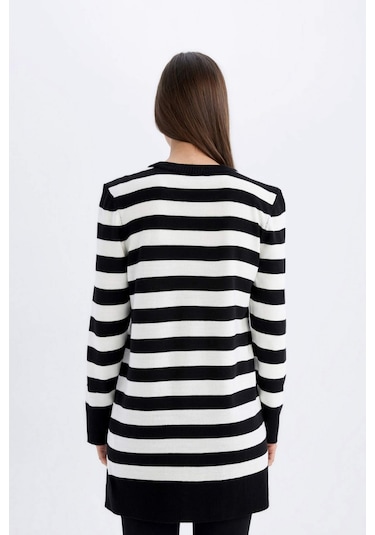 Defacto Regular Fit Bisiklet Yaka Çizgili Yırtmaçlı Uzun Kollu Triko Kazak Tunik Z9007AZ24AUBK81 Siyah