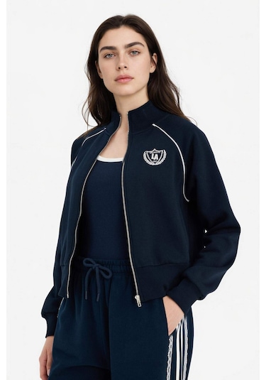Defacto Loose Fıt Yarım Balıkçı Yaka Kalın Sweatshirt Kumaşı Hırka G8117ax26spnv256 Lacivert-nv256 Defacto Loose Fıt Yarım Balıkçı Yaka Kalın Sweatshirt Kumaşı Hırka G8117ax26spnv256 Lacivert-nv256