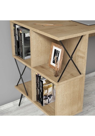 Variant Variant Extra Duvar Raflı Çalışma Masası