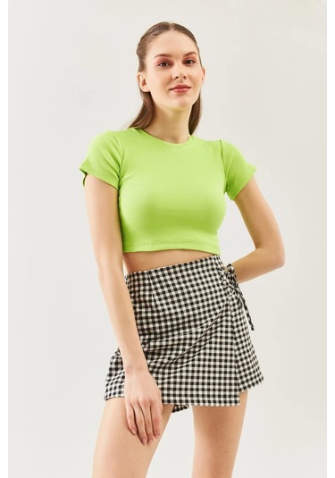 Kadın Kısa Kol Bisiklet Yaka Vücuda Oturan %100 Pamuklu Kaşkorse Esnek Crop Bluz Fıstık Yeşili