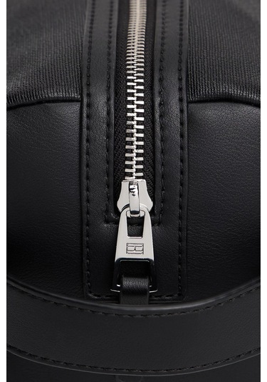 Tommy Hilfiger Erkek Çanta Am0am13749 Bds Siyah Siyah