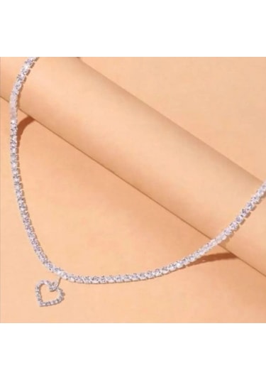 Gümüş Renk Kalpli Model Su Yolu Yeni Sezon Vip Zirkon Abiye Kolye Gümüş