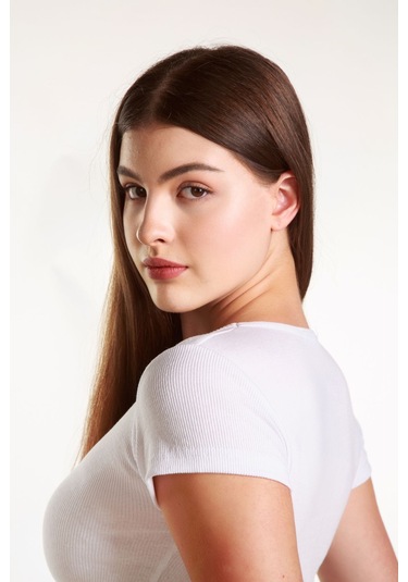 Kadın Fitted Crop Ön Yaka Bözgülü Fitilli Kollu Tshirt Atlet Bluz Beyaz