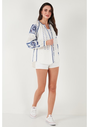 Lela Nakışlı Oversize Fit Pamuklu V Yaka Bayan Gömlek 676242 Ekru