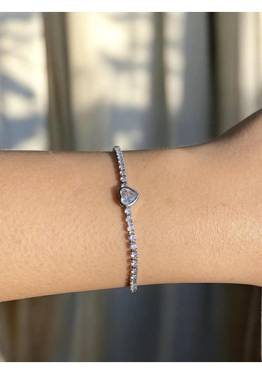 Minik Kalp Detaylı Zarif Su Yolu Bileklik Silver- Sevgiliye Hediye Gümüş