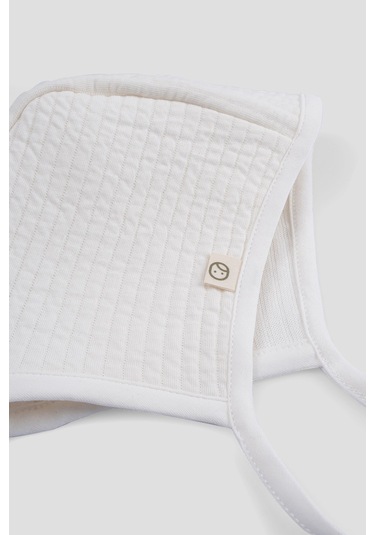 Kapitone Ekru İngiliz Bebek Şapka Ekru