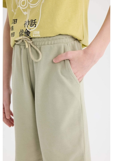 DeFacto Erkek Çocuk Beli Lastikli Cepli Pike Şort B5925A825SMKH271