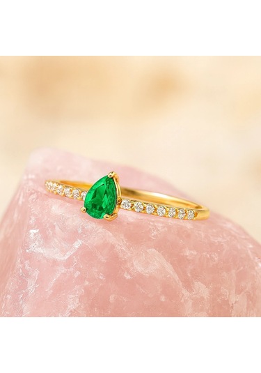 14 Ayar Altın Yeşil Zümrüt Taşlı Minimal Yüzük 14 Ayar Altın
