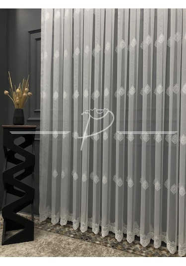Tül Perde Taç Marka Etek Bohreli Serpme Desenli Tül 26131 Çok Renkli