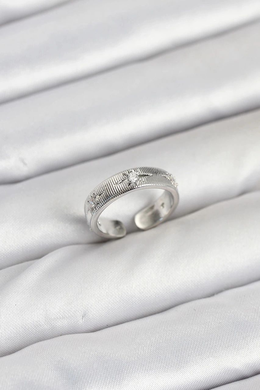 Dodes Dodes Pirinç Gümüş Renk Zirkon Taşlı Kutup Yıldızı Model Kadın Yüzük Tg27byk3899 Çok Renkli