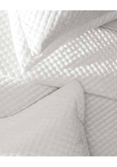 Boulogne Tek Kişilik Kadife Yatak Örtüsü - Ekru 8682116999557 Ekru