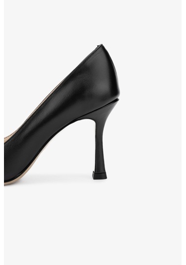 Valmenti Kastin Kadın Siyah Hakiki Deri Topuklu Ayakkabı 613 27695 Bn Ayk Y24 Siyah