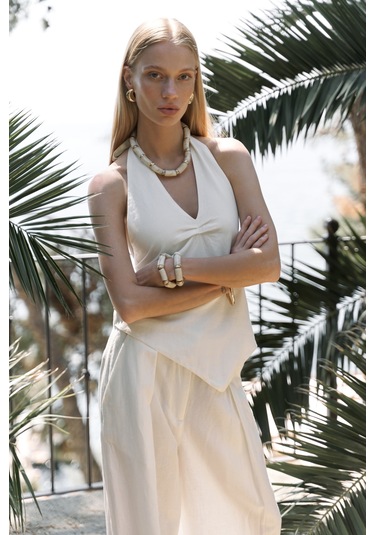 Mai Collection Mai Studios Co. Onagho Boyundan Bağlı Ekru Crop Ekru