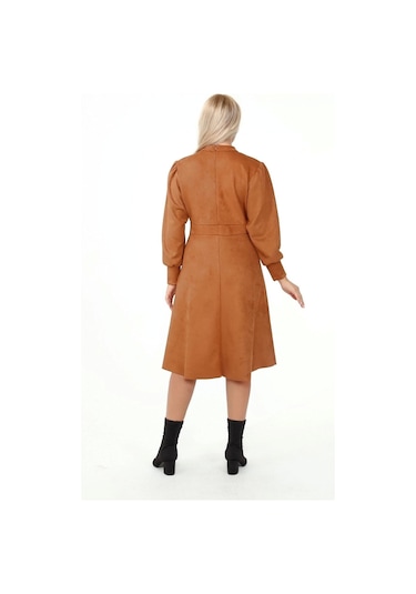 Kadın Süet Hakim Yaka Pile Detaylı Büzgülü Uzun Kol Midi Boy Kloş Kışlık Elbise 4412/110 Taba