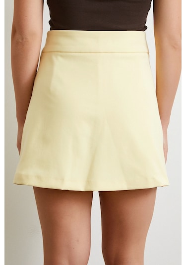 Yırtmaçlı Şort Etek Sarı Sarı