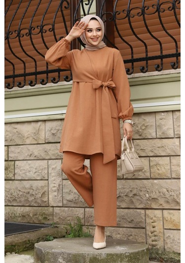 Yandan Bağlamalı Tesettür Camel Takım Camel