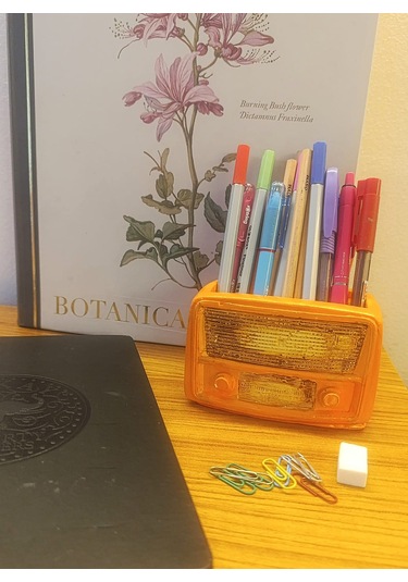 Artepieza Retro Radyo Sukulent Saksısı Ve Kalemlik - Masaüstü Dekoratif Organizer Turuncu 12 8 12cm