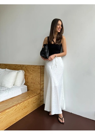 Molmol Vücut Lastikli, Astarlı, Puantiyeli Maxi Saten Etek 356951793 Beyaz