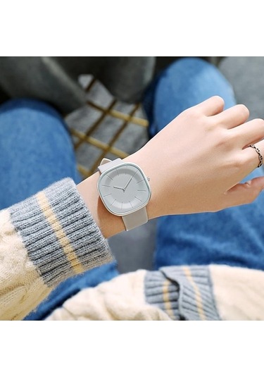 Yingfu Moda Kare Deri Kayış Izle Kadınlar İçin Kuvars Kol Saatleri Gündelik Bayanlar İçin Çok Renkli