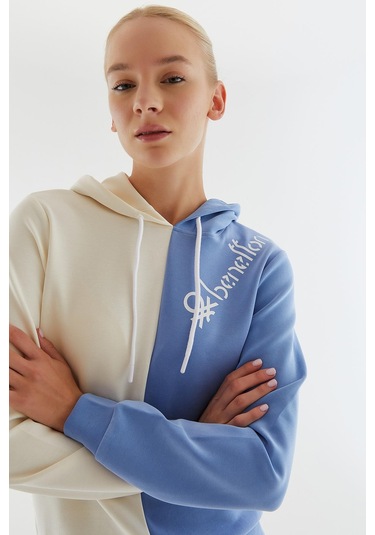 United Colors Of Benetton Kadın Kapüşonlu Sweatshirt Bnt-w20724 Mavi