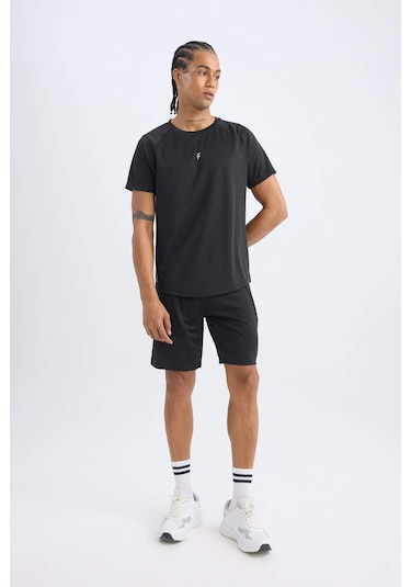 DeFactoFit Slim Fit Dar Kesim Sporcu Standart Paça Şort V3030AZ24SPBK81 DeFactoFit Slim Fit Dar Kesim Sporcu Standart Paça Şort V3030AZ24SPBK81