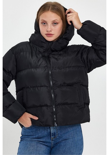 Alisse Kadın Siyah Kapüşonlu Şişme Mont Kaban Siyah