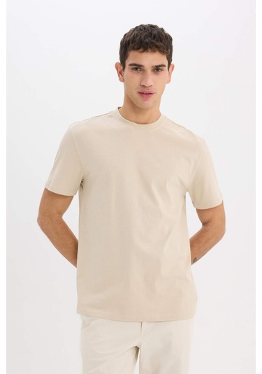 DeFacto %100 Pamuk New Regular Fit Bisiklet Yaka Basic Düz Kısa Kollu Tişört V7699AZ25SPBG735