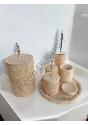 Sarı Traverten Klasik Model 7 Parça Gümüş Renk Kuş Tüyü Aksesuarlı Banyo Seti Sarı Traverten