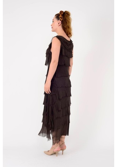 Italyan 2 Beden İnce Gösteren Kat Kat Kolsuz Ipek Elbise Kahverengi