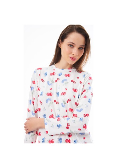 Premium Yazlık Kadın Pijama Takımı Meyve Desenli Yumuşak Dokulu Bisiklet Yaka Uzun Kollu Krem