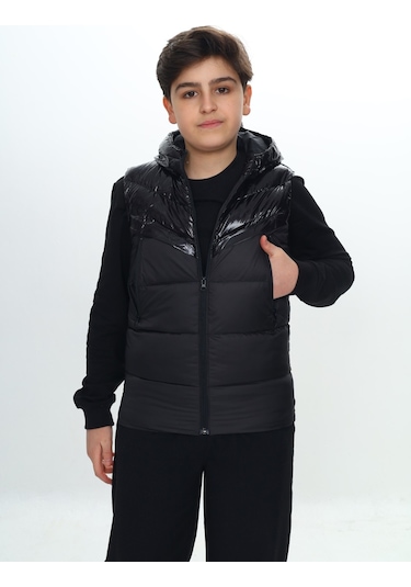Toontoy Erkek Çocuk Parlak Görünümlü Şişme Yelek Siyah