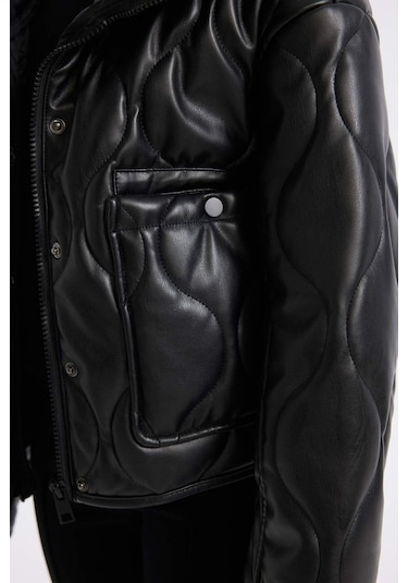 DeFacto Kız Çocuk Su İtici Fermuarlı Çıtçıt Kapamalı Cepli Mont C5486A824AUBK27 Siyah