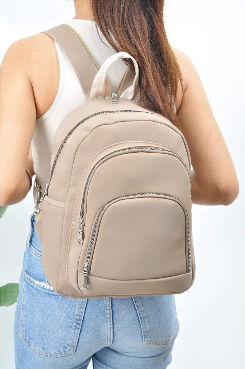 Tezzgelsin Unısex Su Geçirmez Saten Suni Deri Günlük Kullanım Sırt Çantası Vizon