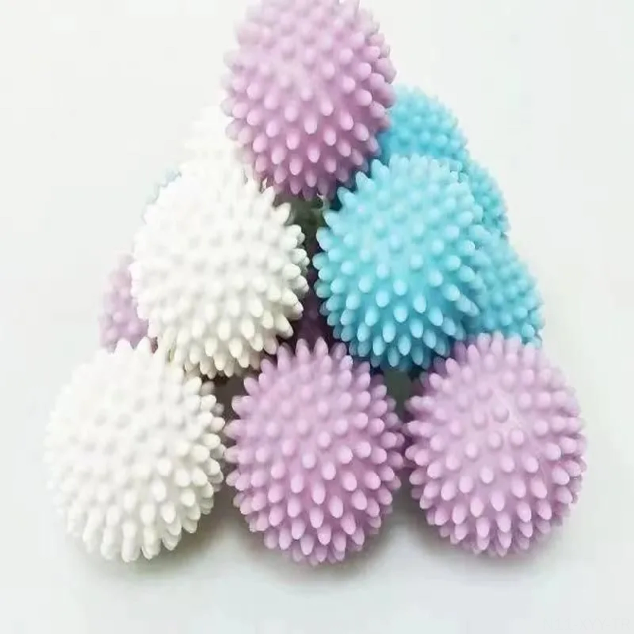 Yaleker Mavi Tpr Çamaşır Temizleme Topları 4 Adet - Kirlilik Kaldırıcı, Çarpışmayı Engellici, Tüy Toplayan, Statik Elektrikten Koruyucu Hijyenik Bakım Aleti Mavi