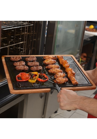 Lava Döküm Ahşap Ve Döküm Demir Hot Plate Servis Tahtası. Ölçü 30x40cm.