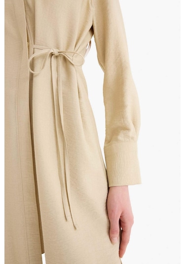 DeFacto Regular Fit Gömlek Yaka Büzgülü Uzun Kollu Diz Altı Tesettür Tunik D9862AX25SMBG737