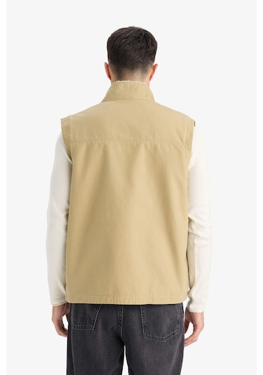Defacto Regular Fit Dik Yaka Fermuarlı Cepli Pamuklu Yelek E8292ax25aubg795 Bej