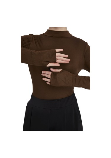 Kadın Organik Parmak Geçmeli Balıkçı Yakalı Body Çikolata