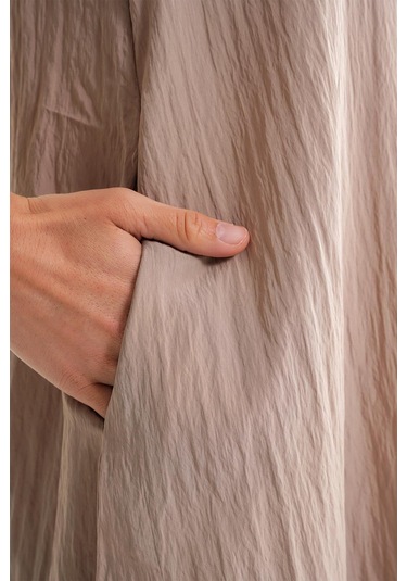 4700 Kadın V Yaka Önü Pileli Elbise Latte Latte