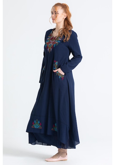 Uzun Kol Şile Bezi Nakışlı Antik Uzun Elbise Lacivert Lcvt-lacivert