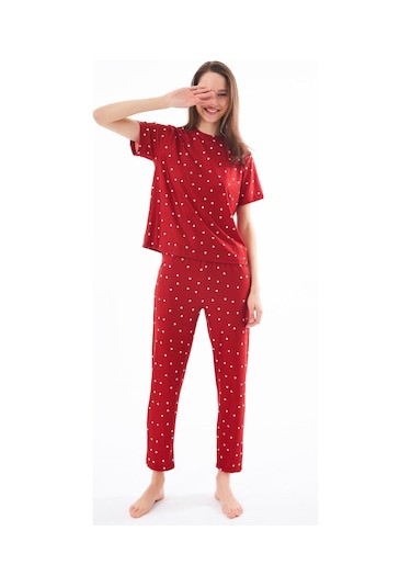 Premium Kadın Pijama Takımı Kırmızı Kalp Desenli Yumuşak Dokulu Kısa Kollu Bisiklet Yaka Kırmızı