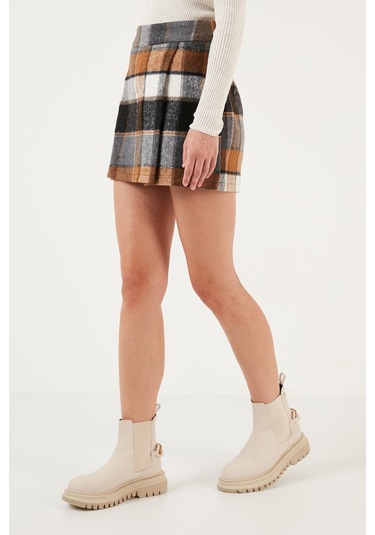 Lela Pamuk Karışımlı Regular Fit Kışlık Bayan Şort Etek 61100015 Antrasit Lela Pamuk Karışımlı Regular Fit Kışlık Bayan Şort Etek 61100015 Antrasit