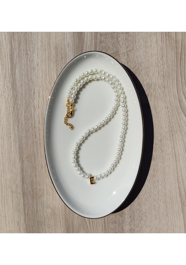 İnci Zerafetinde Harfli İnci Kolye - Kişiselleştirilmiş Hediye 3461000000266 Beyaz