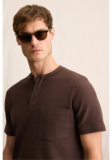ERMAC Erkek Hakim Yaka Düğmeli Kısa Kol Koyu Kahverengi T-Shirt