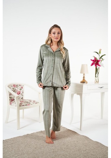 Estiva Çizgili Önden Düğmeli Kadife Bayan Pijama Takım Haki