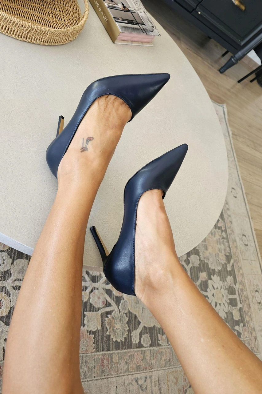 10 1814 Topukla Kadın İnce Topuklu Stiletto Ayakkabı Lacivert