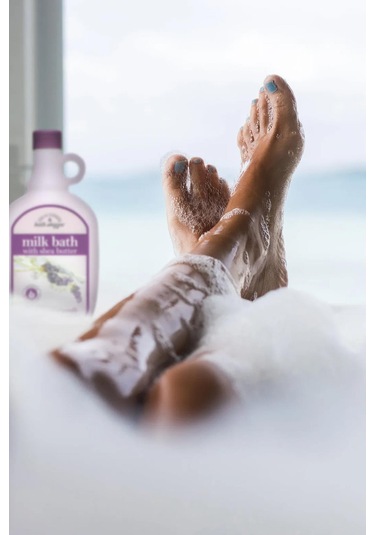 Village Naturals Lavander & Chamomile Banyo Köpüğü 825 ML